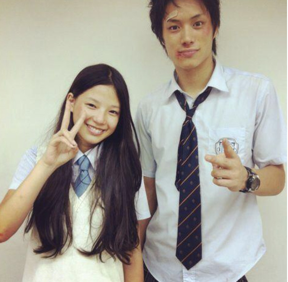 鈴木伸之と石井杏奈