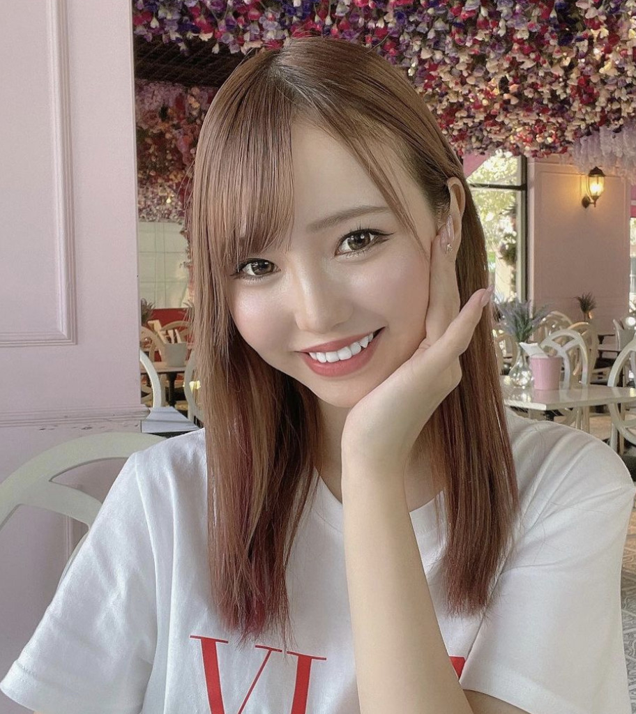 彩田まりん