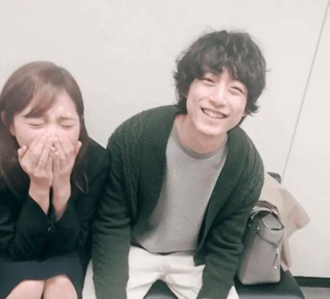 坂口健太郎と川口春奈
