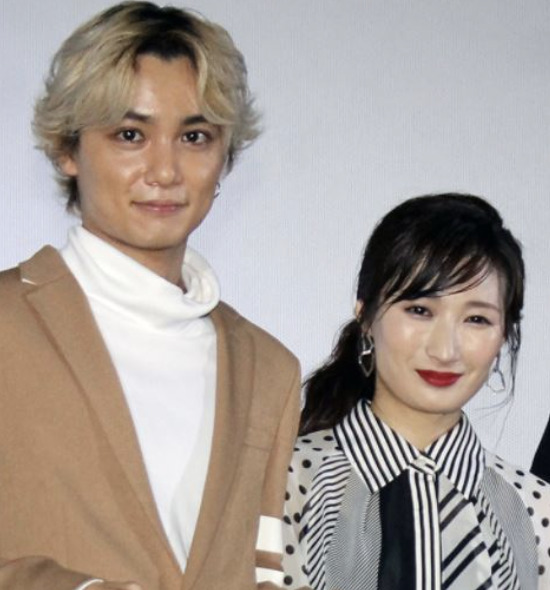 武田梨奈と矢野聖人