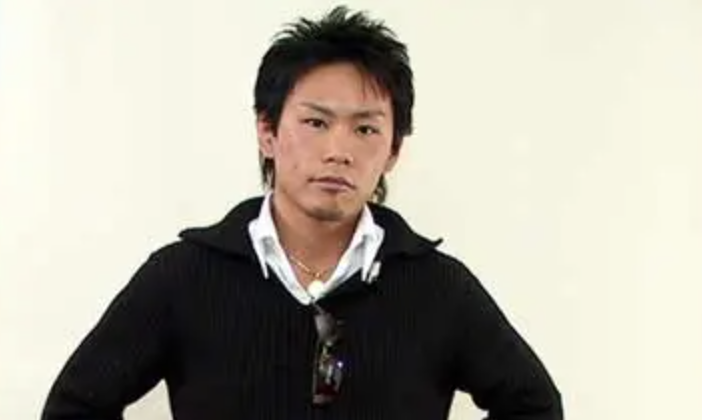 片岡鶴太郎の長男は荻野貴匡