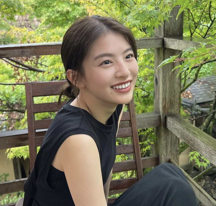 出口夏希