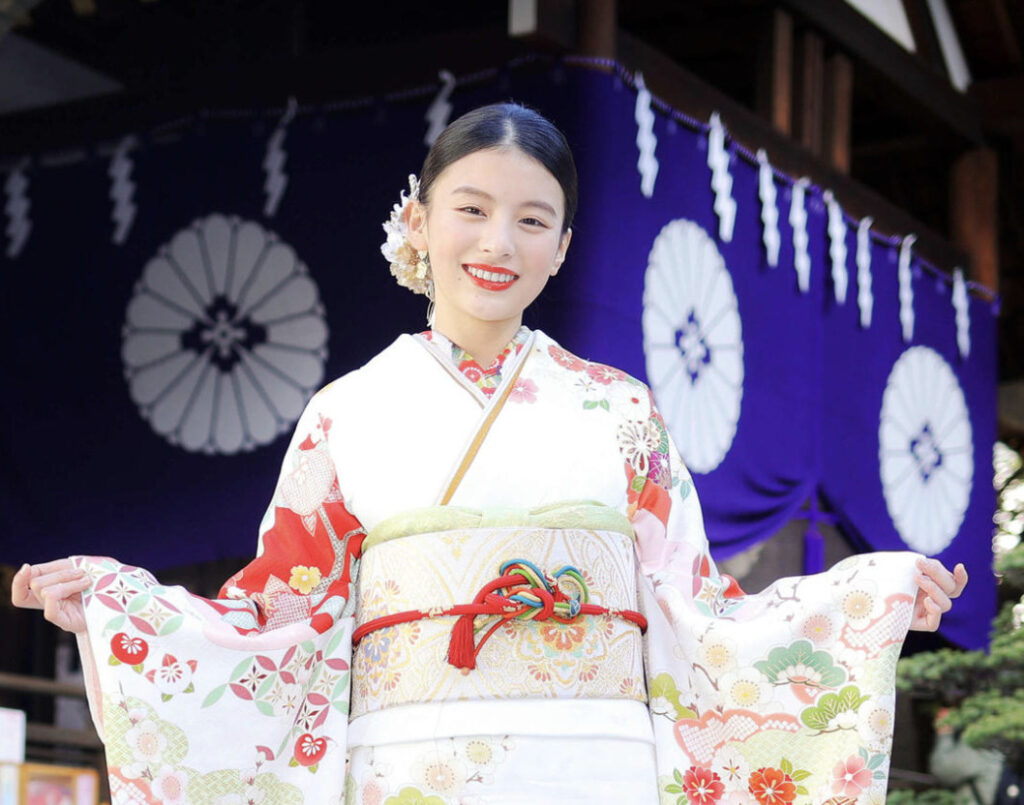 出口夏希