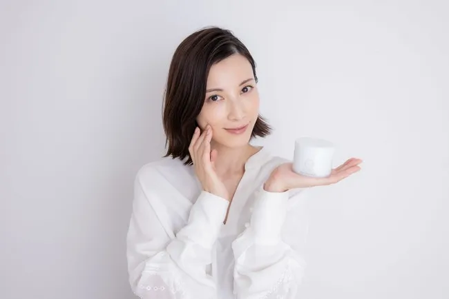 加藤あい化粧品1