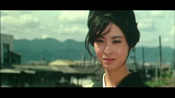 三田佳子若い頃見出し3