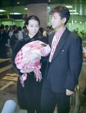 藤井フミヤ妻見出し6