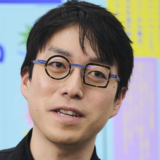 【最新版】成田悠輔に子供はいる？→いいえ、いません。子供がいない理由は？