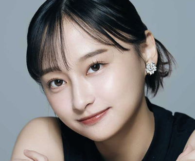 影山優佳